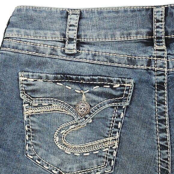 Silver Jeans Co McKenzie Flap Shorts Blue Denim Embroidered Women's Size 14 - Picture 3 of 13